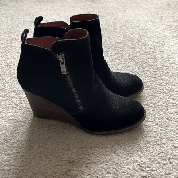 lucky brand black wedge booties